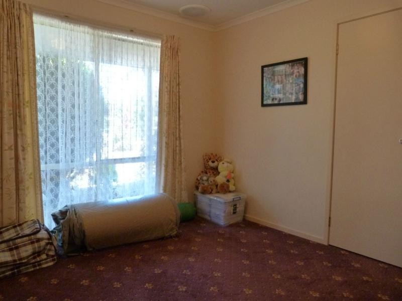 74 Willis Little Drive, Benalla VIC 3672