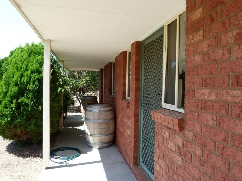 74 Willis Little Drive, Benalla VIC 3672