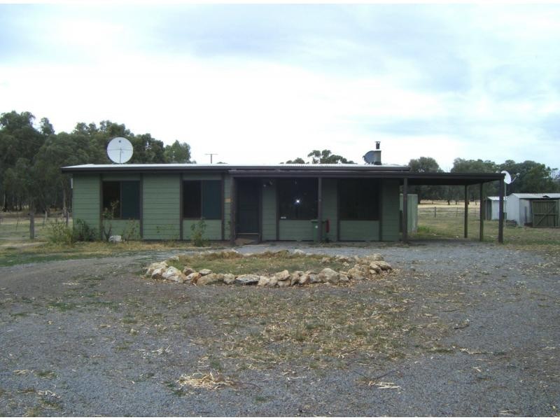 64 High Street, Benalla VIC 3672