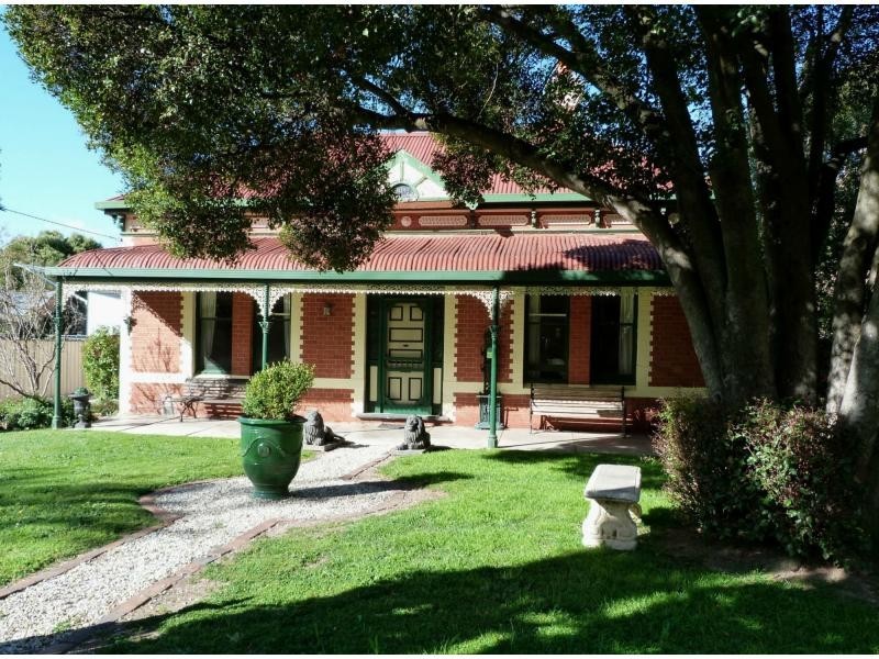 27 Barkly Street, Benalla VIC 3672