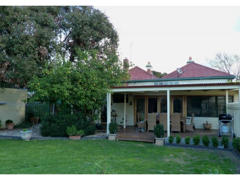 27 Barkly Street, Benalla VIC 3672