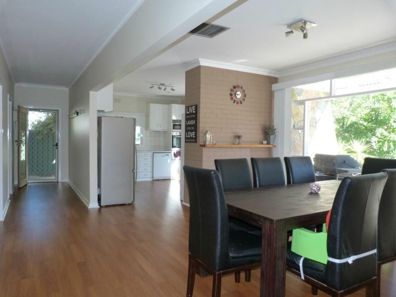 10 Quantrill Avenue, Benalla VIC 3672