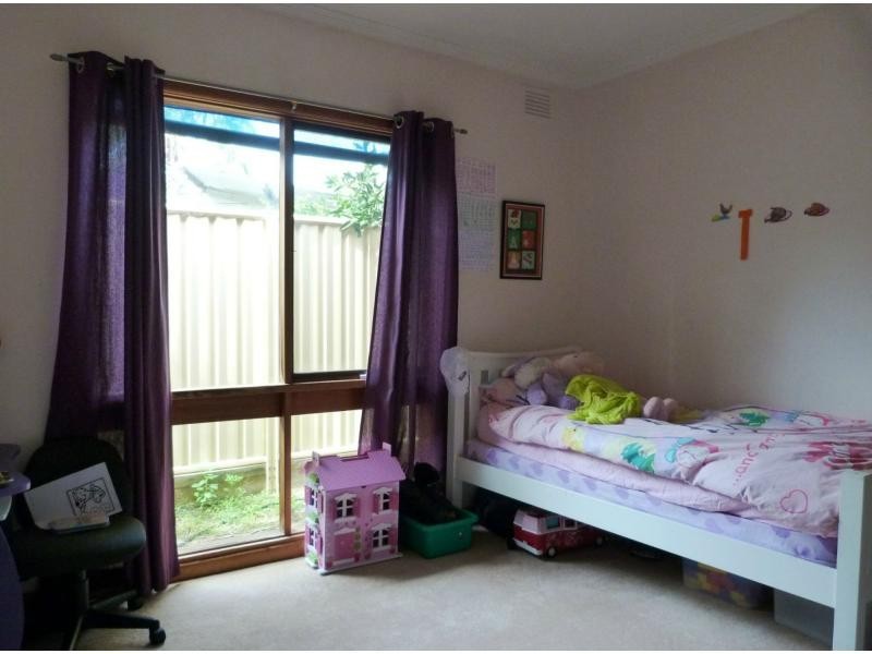 10 Quantrill Avenue, Benalla VIC 3672