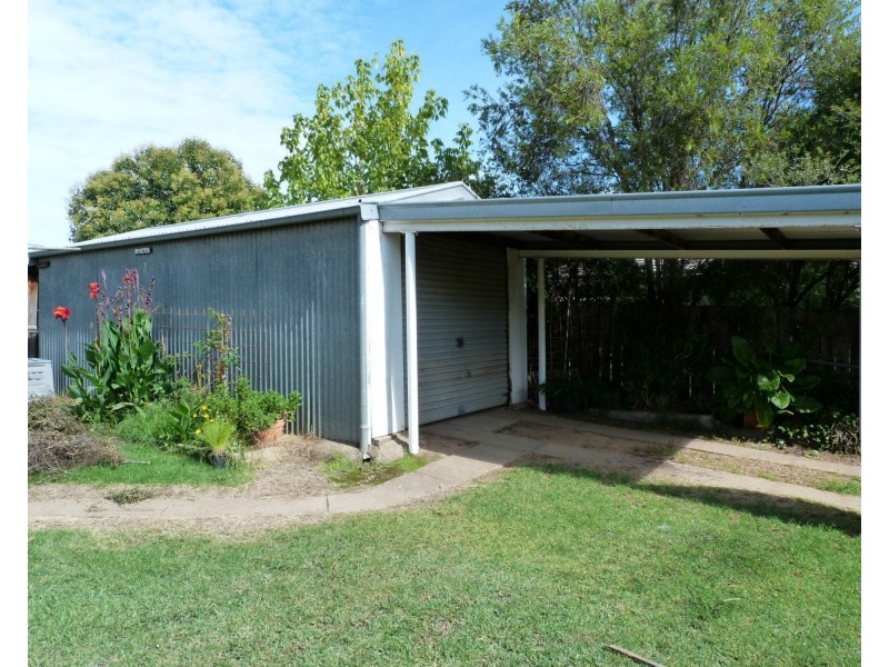 2 Ross Court, Benalla VIC 3672