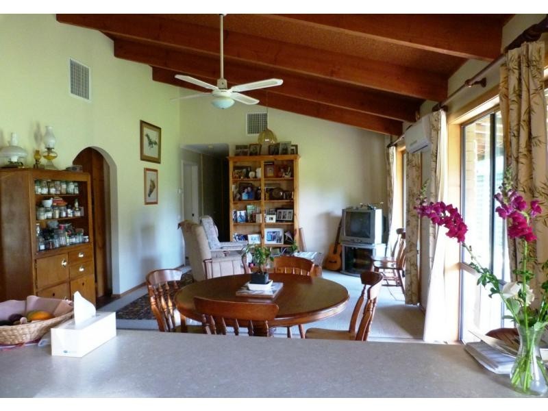 12 Kirkland Drive, Benalla VIC 3672