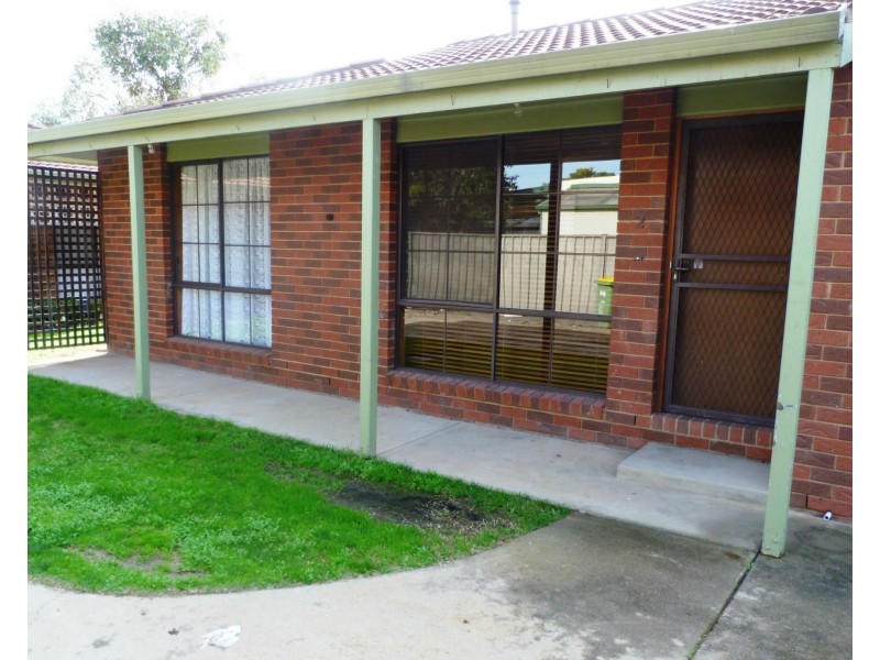 2/30 Byrne Street, Benalla VIC 3672