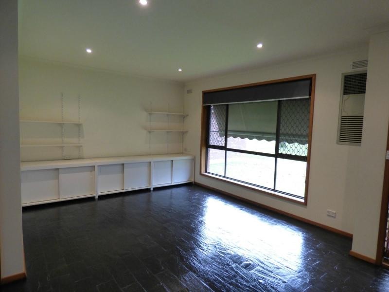 Unit 2/2 Benson Street, Benalla VIC 3672