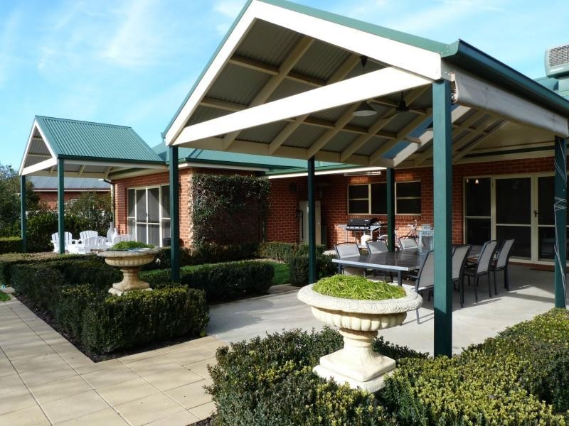 9 Shawbrook Avenue, Benalla VIC 3672