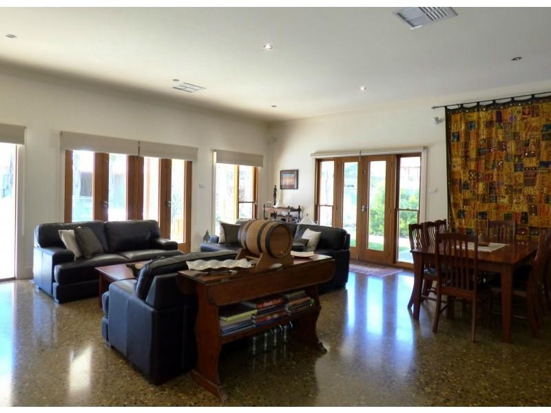 15 Benson Street, Benalla VIC 3672