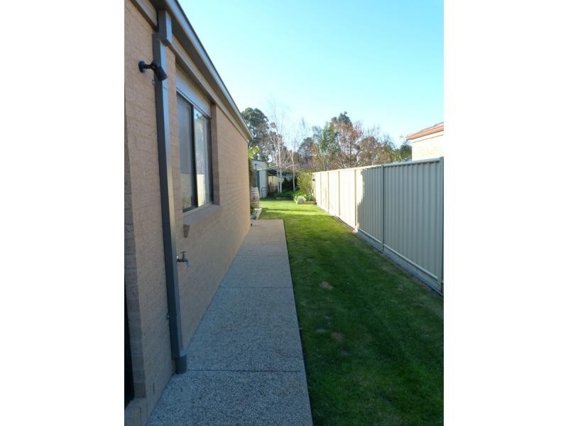 3 Sir Edward Drive, Benalla VIC 3672