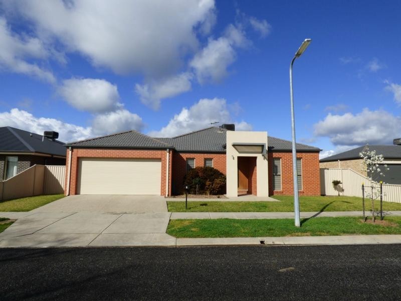6 Amber Avenue, Benalla VIC 3672