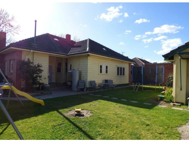 97 Salisbury Street, Benalla VIC 3672