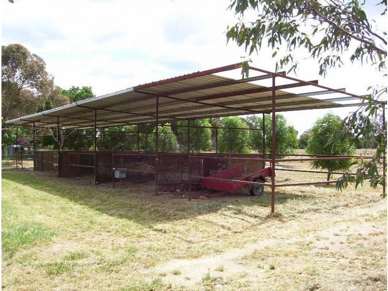 5617 Shepparton Road, Benalla VIC 3672