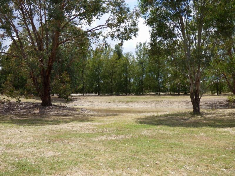 66 Willis Little Drive, Benalla VIC 3672