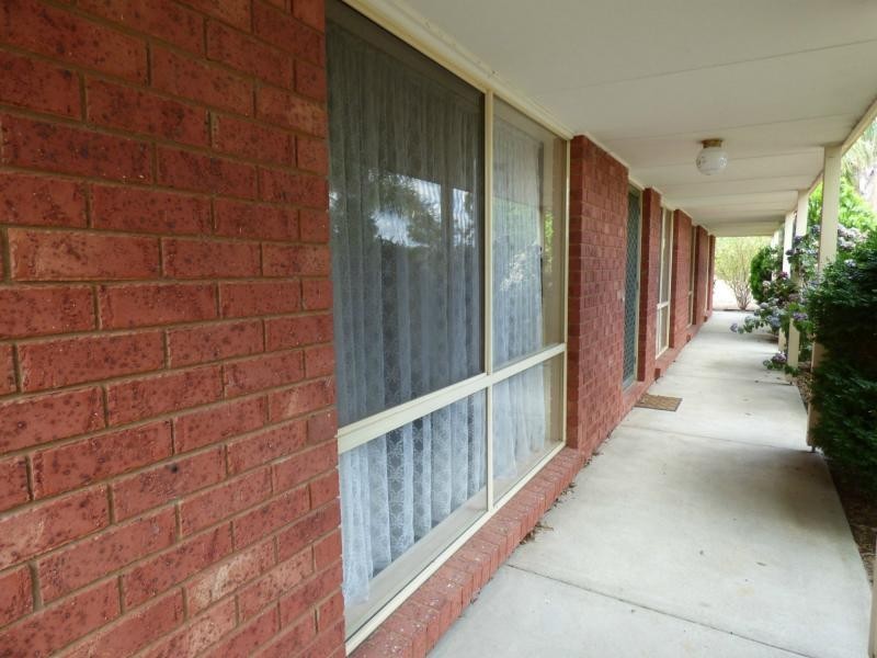 74 Willis Little Drive, Benalla VIC 3672