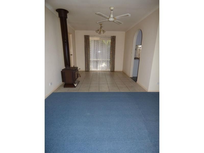 74 Willis Little Drive, Benalla VIC 3672