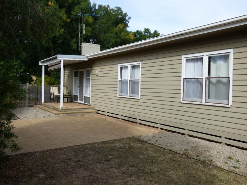 5 Quantrill Avenue, Benalla VIC 3672