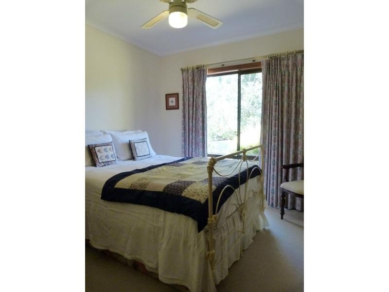 17 Hilbrick Road, Benalla VIC 3672