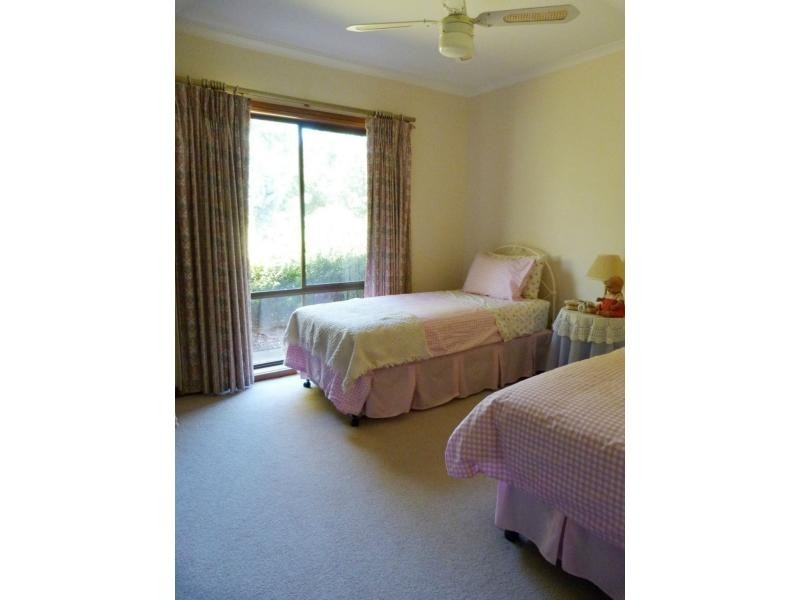 17 Hilbrick Road, Benalla VIC 3672