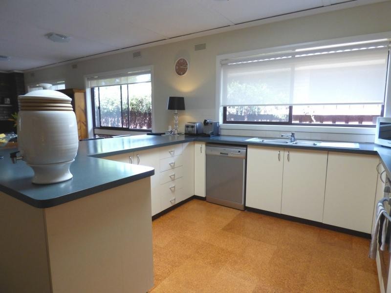 45 Monds, Avenue, Benalla VIC 3672