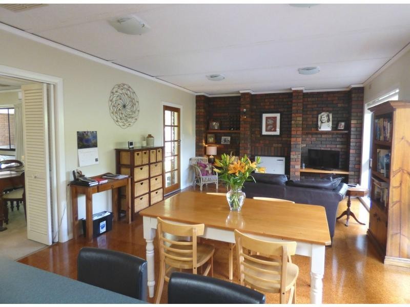 45 Monds, Avenue, Benalla VIC 3672