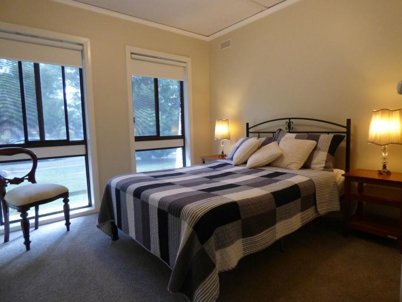 45 Monds, Avenue, Benalla VIC 3672