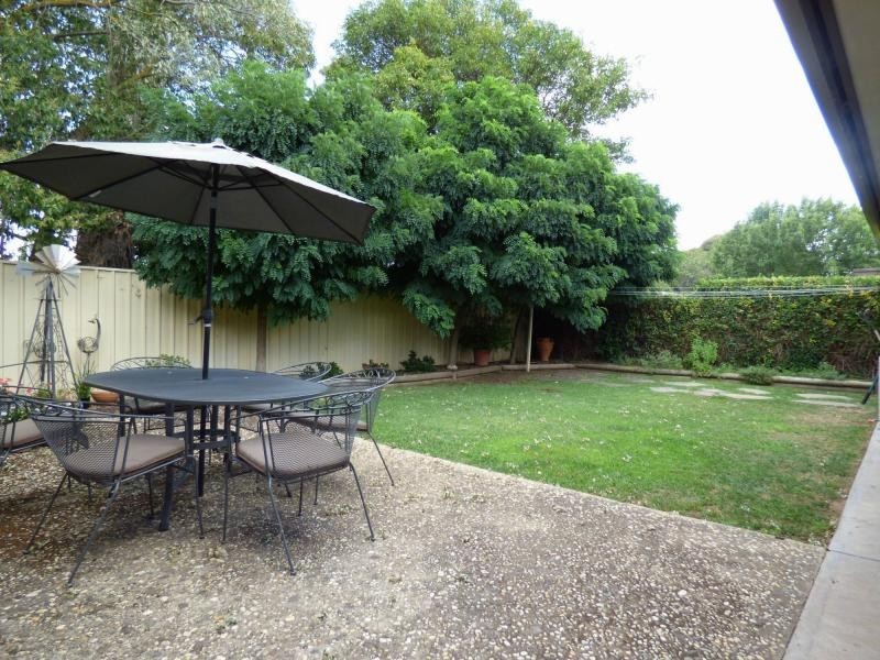 45 Monds, Avenue, Benalla VIC 3672
