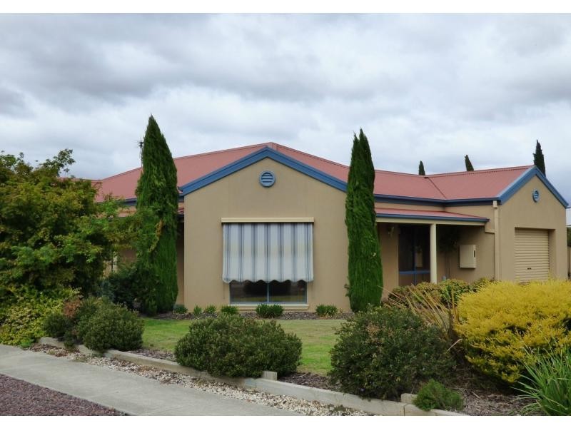 9 Monash Drive, Benalla VIC 3672