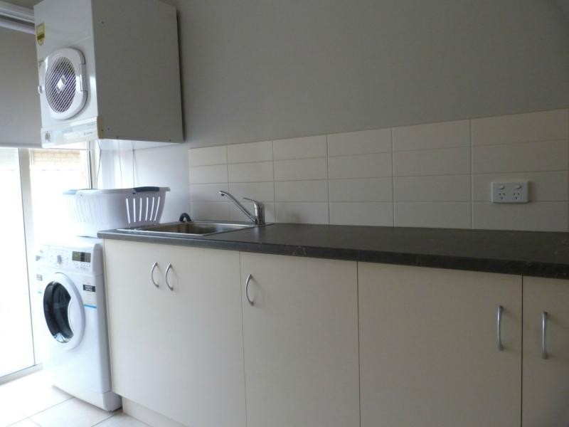 8 Wattletree Grove, Benalla VIC 3672