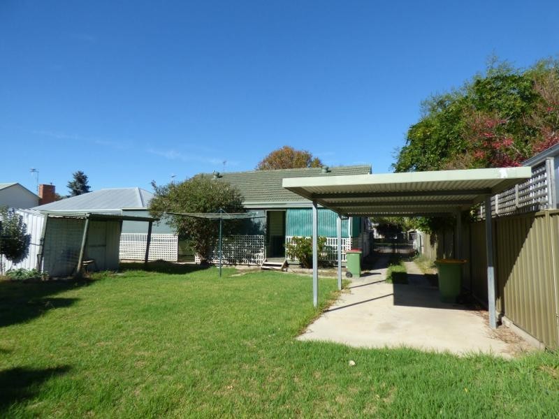 17 Melrose Street, Benalla VIC 3672