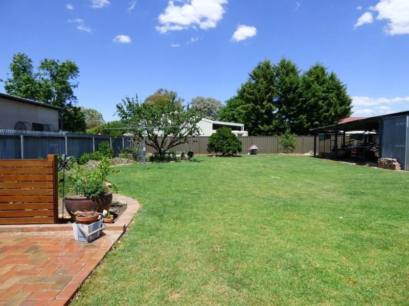 13 Crofton, Benalla VIC 3672