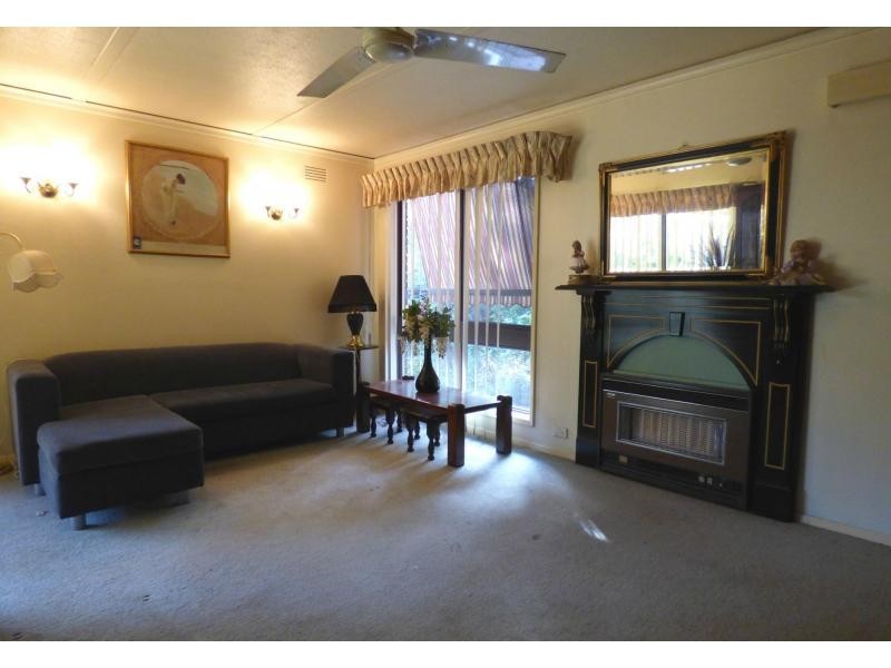 44 Monds Avenue, Benalla VIC 3672