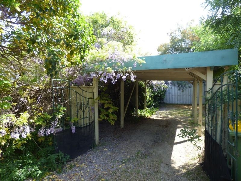 99 MacKellar Street, Benalla VIC 3672