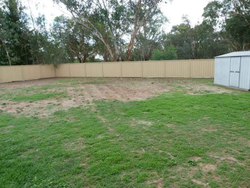 12 Robinson Court, Benalla VIC 3672