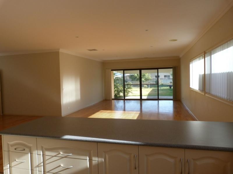 12 Ironbark Drive, Benalla VIC 3672