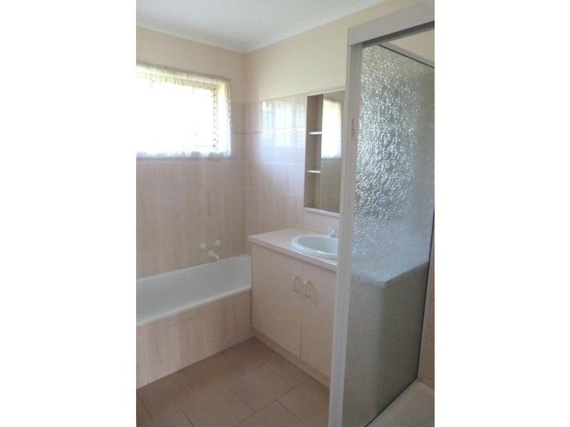 Unit 2/14 Reilly Avenue, Benalla VIC 3672