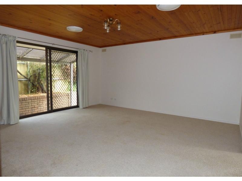 8 Maud Street, Benalla VIC 3672