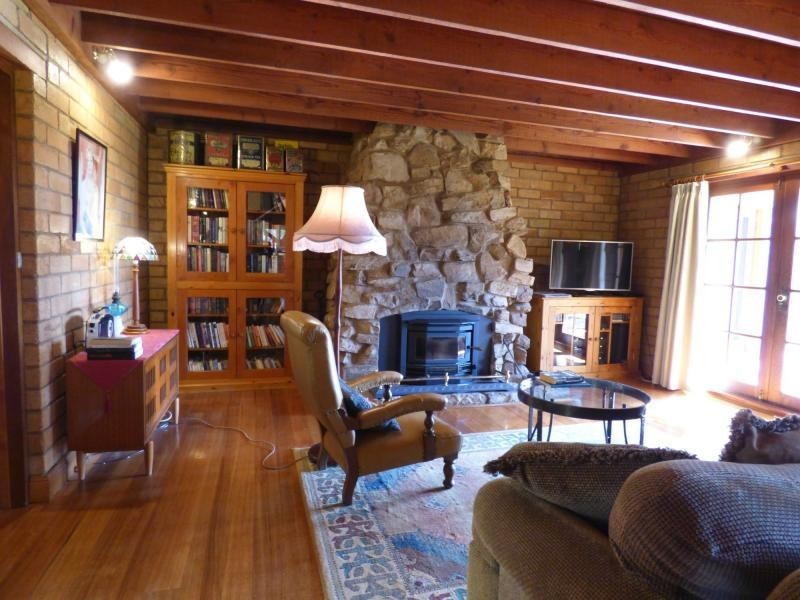 15 Hurrell Road, Warrenbayne, Warrenbayne VIC 3670