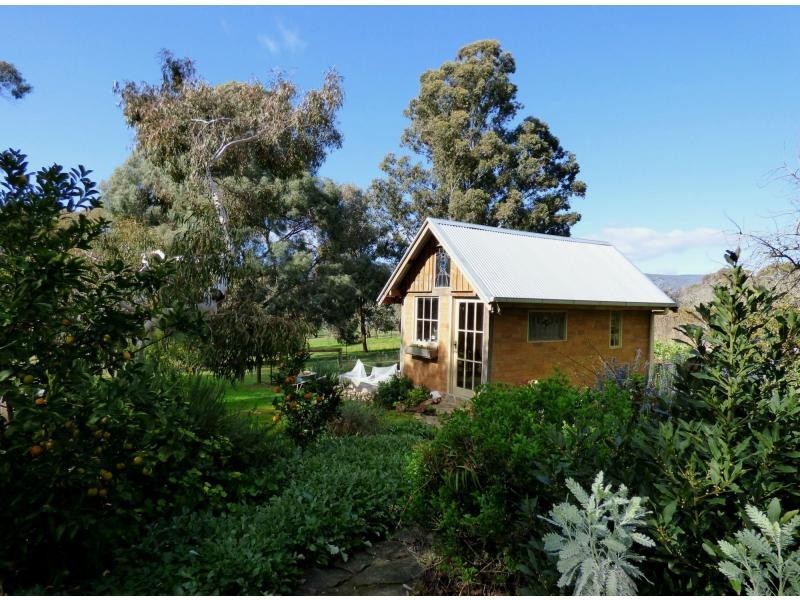 15 Hurrell Road, Warrenbayne, Warrenbayne VIC 3670