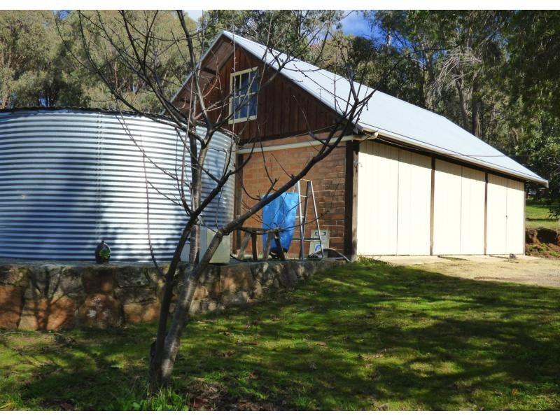 15 Hurrell Road, Warrenbayne, Warrenbayne VIC 3670