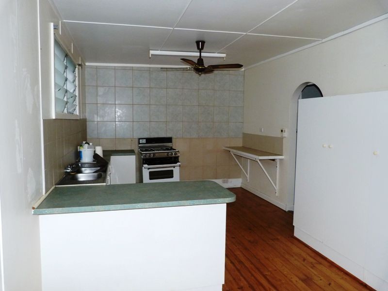 27 Railway Parade, Benalla VIC 3672