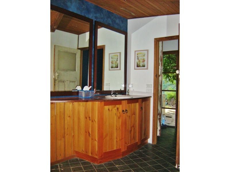 60 Spinney Lane, Samaria, Benalla VIC 3672