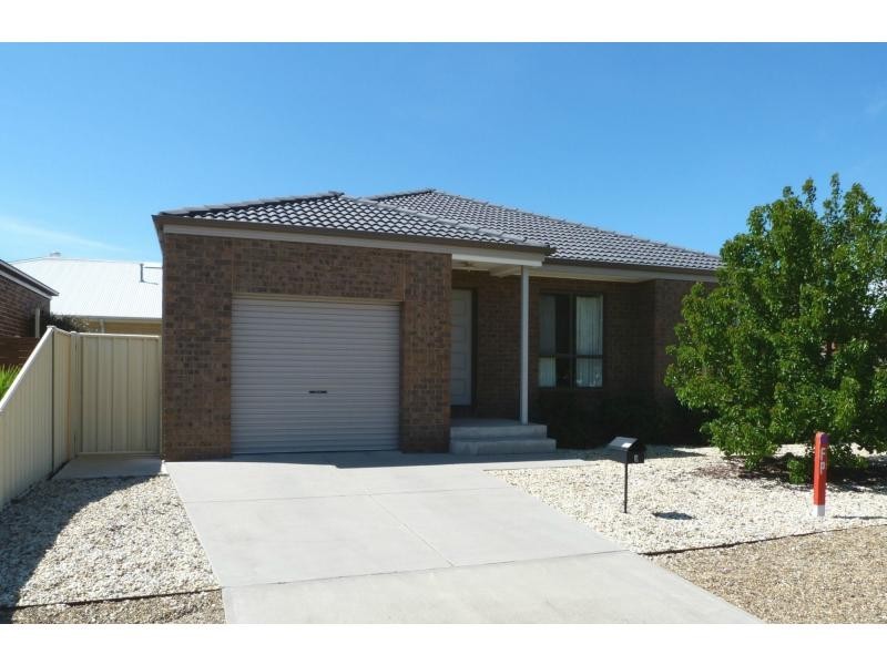 3 Wattletree Grove, Benalla VIC 3672