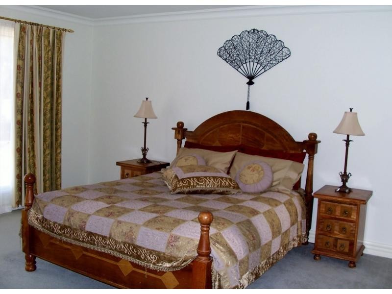 20 Ascot, Benalla VIC 3672