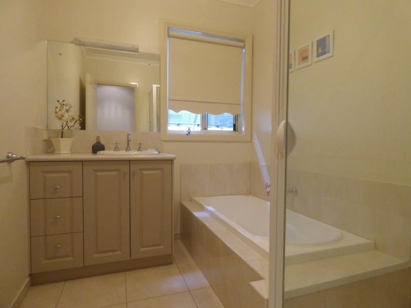 5 Herons Court, Benalla VIC 3672