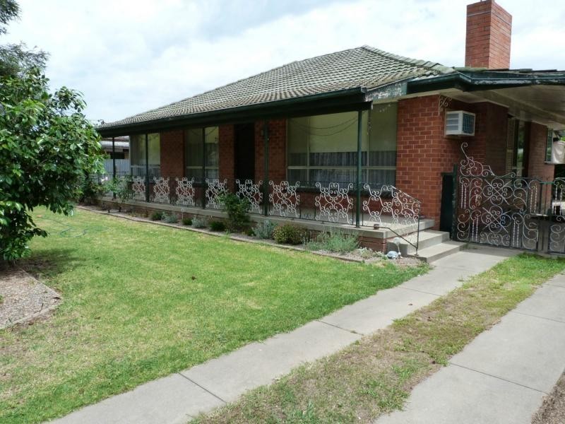 128 Clarke Street, Benalla VIC 3672