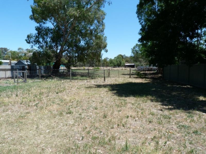 39 Palmerston Street, Baddaginnie VIC 3670