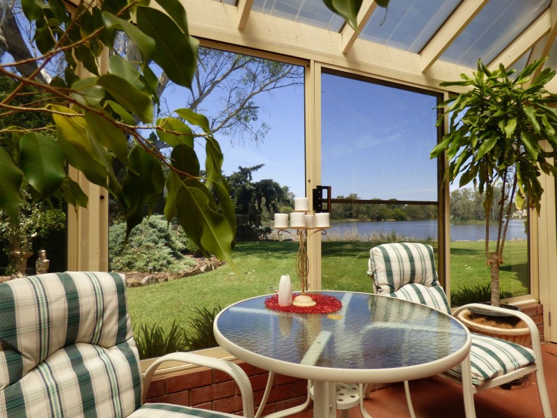 1 Lakeview Close, Benalla VIC 3672