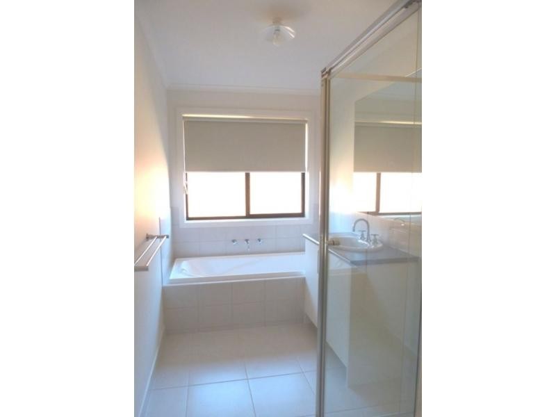 1/105 Bridge Street, Benalla VIC 3672