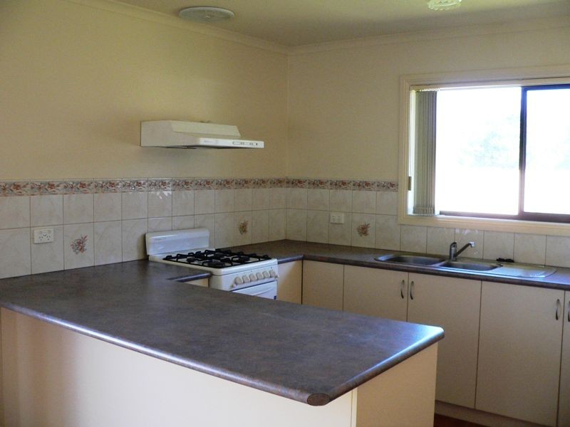 12 Robinson Court, Benalla VIC 3672